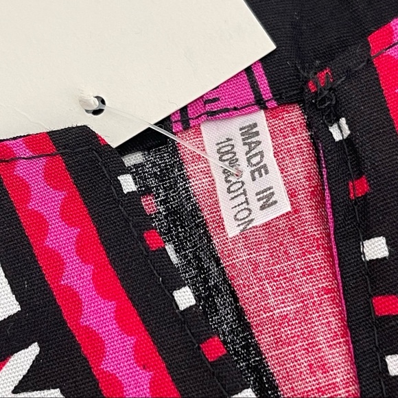 🌟🌟SOLD🌟🌟BRIGHT and BOLD short sleeve 100% COTTON graphic print floral shirt - Picture 6 of 8